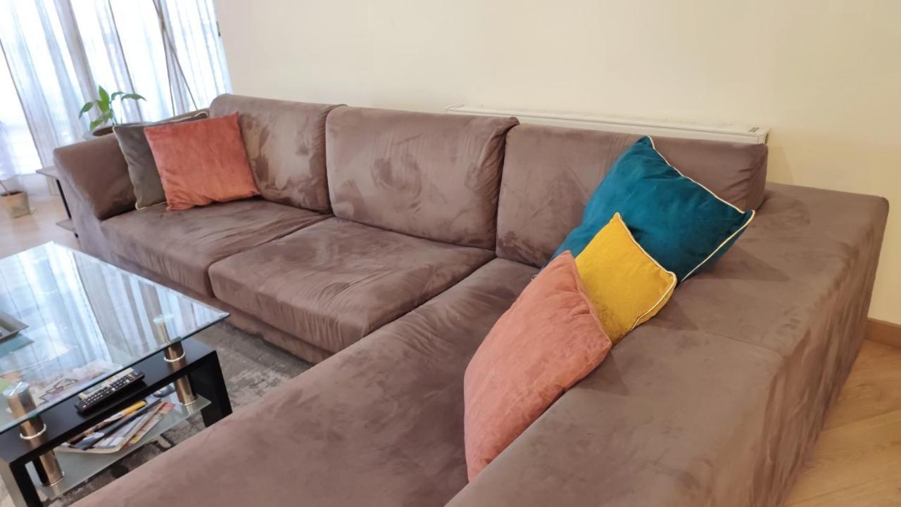 Isabella Modern Flat City Center Никозия Екстериор снимка