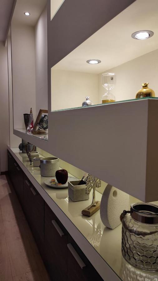 Isabella Modern Flat City Center Никозия Екстериор снимка